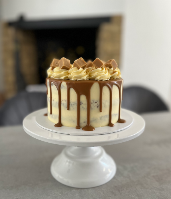 Sticky toffee and caramel cake